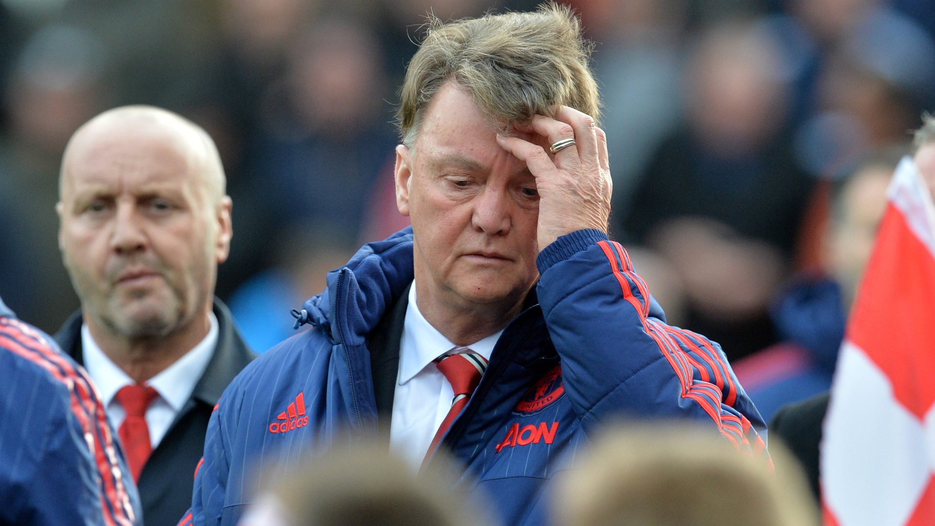 Manchester United Makes Louis Van Gaal Sacking Official | beIN SPORTS