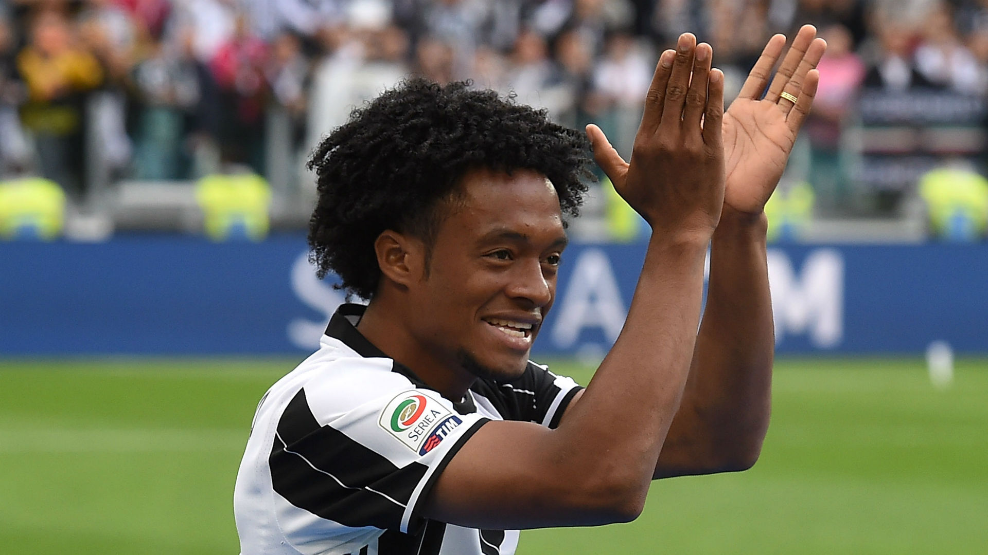 Juventus best sale cuadrado jersey