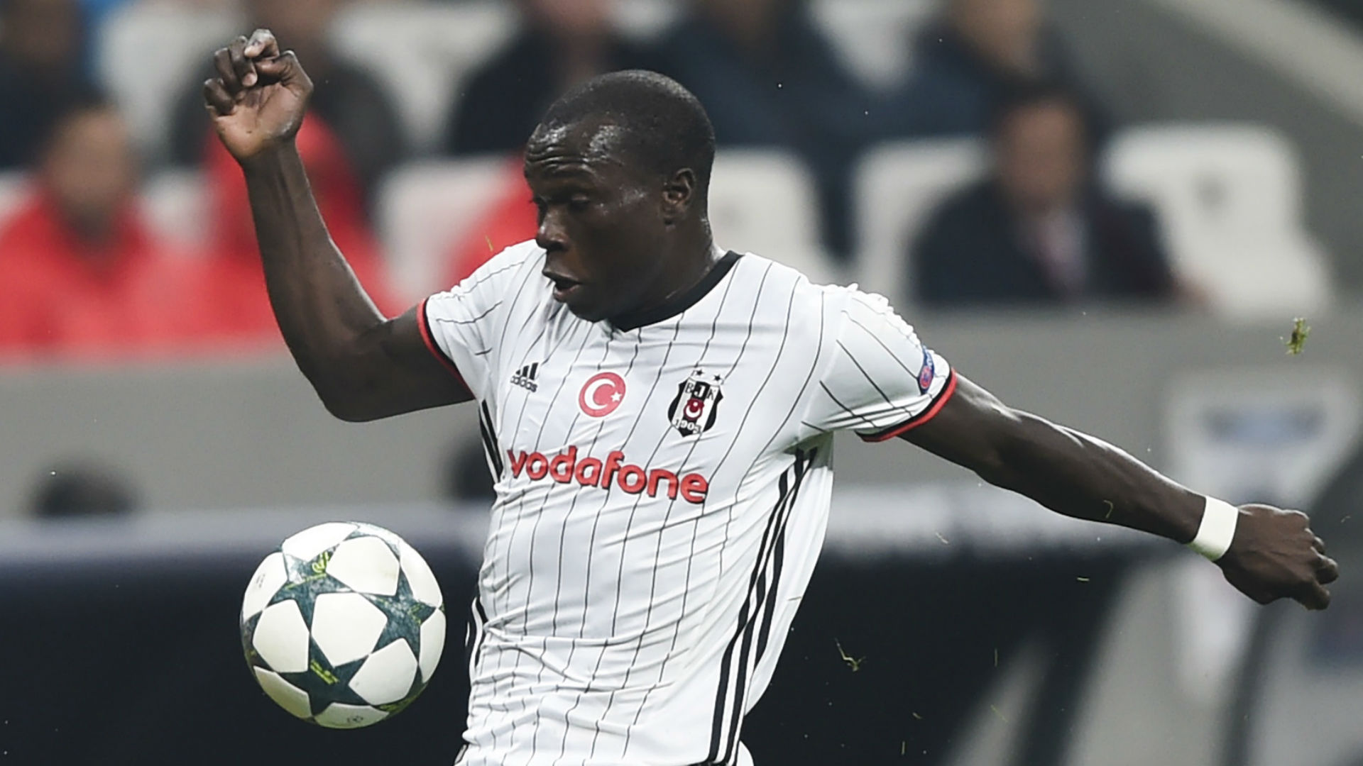 Champions League » News » Aboubakar double helps Besiktas down Napoli