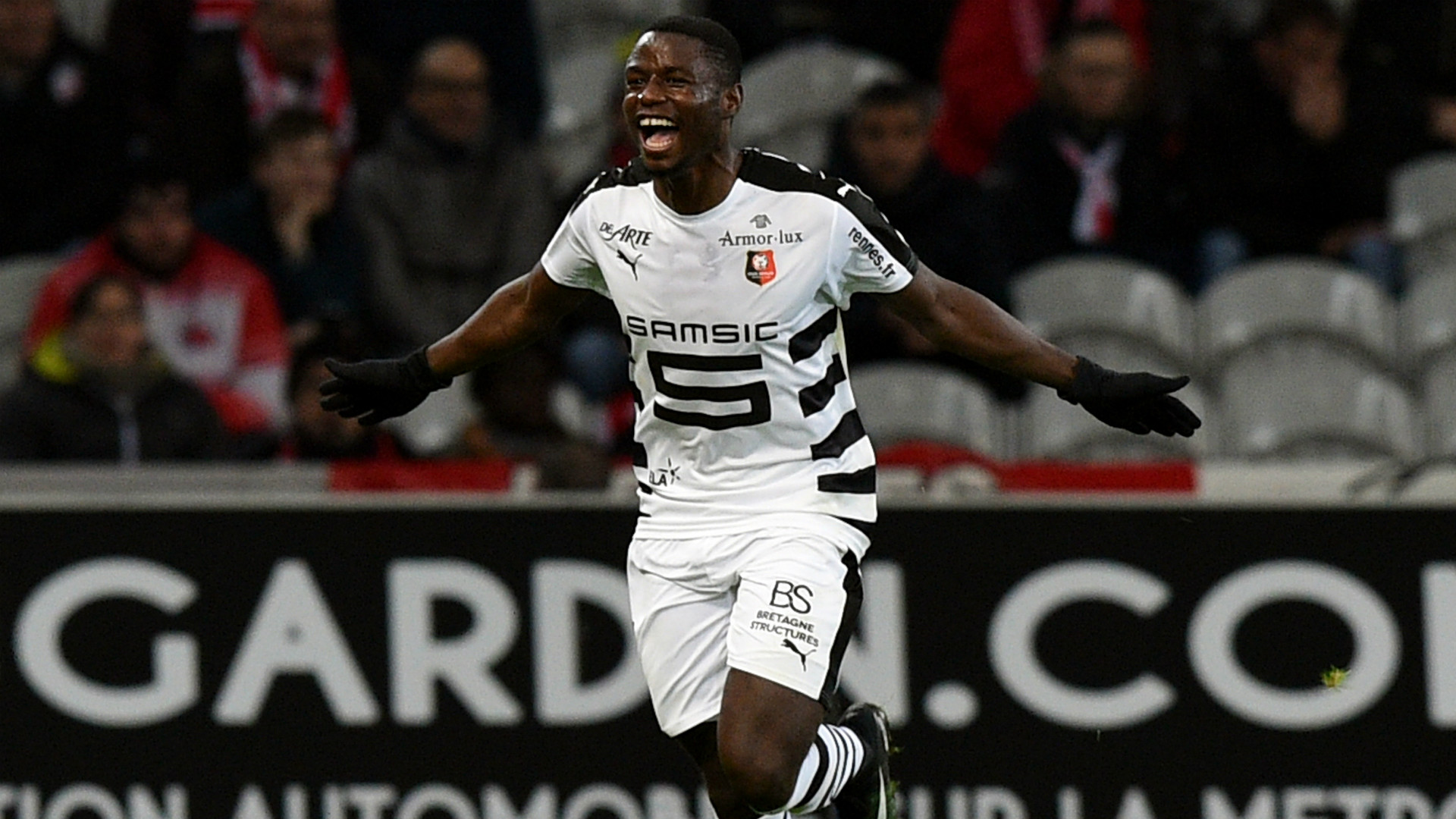 Ntep fills Draxler void at Wolfsburg