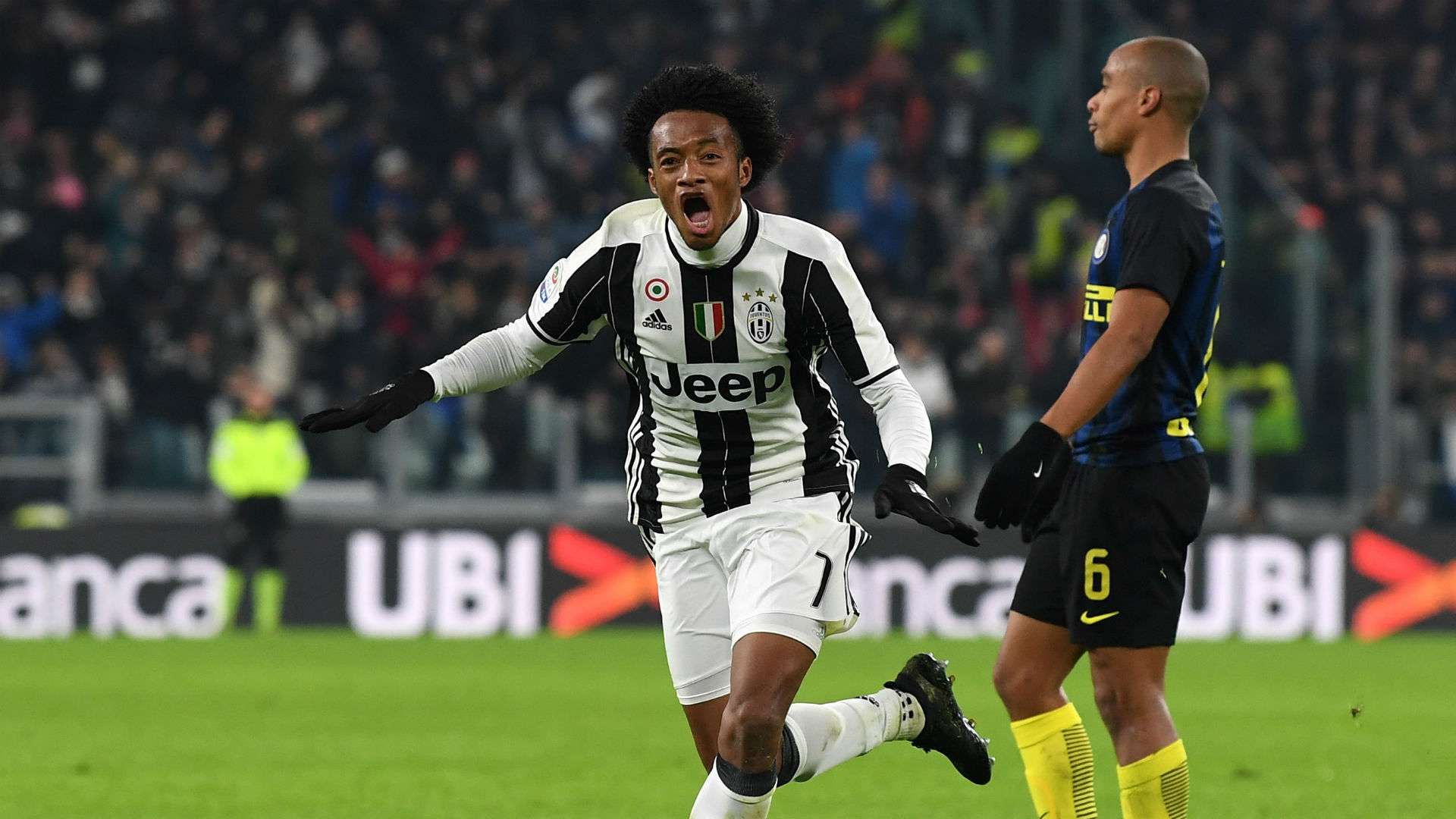 Juan Cuadrado goal in added time gives Juventus dramatic win over Fiorentina  in Serie A clash - Eurosport