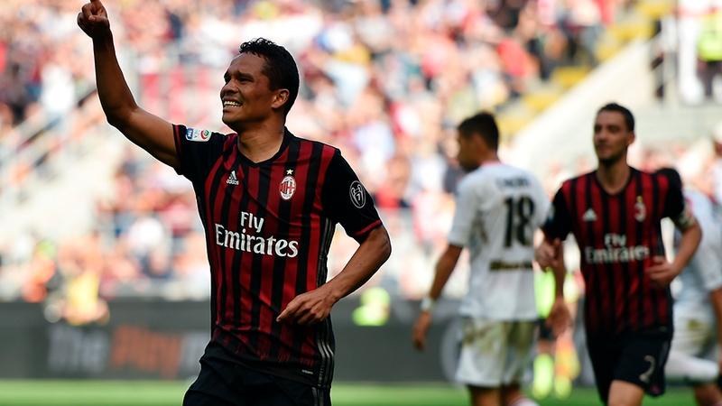 AC Milan 4-0 Palermo: Milan golea y sigue en carrera en la Serie A