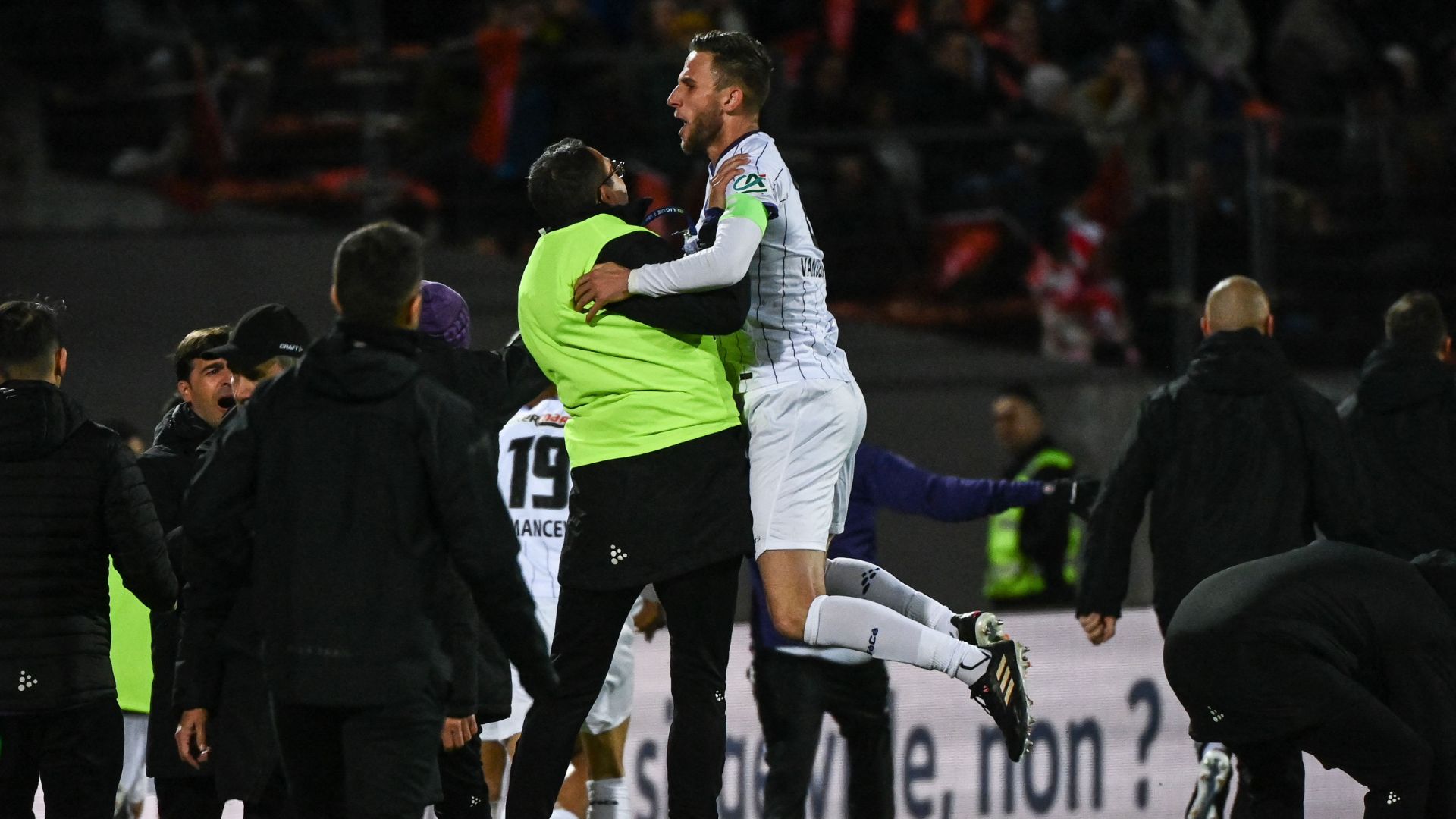 Toulouse into Coupe de France final