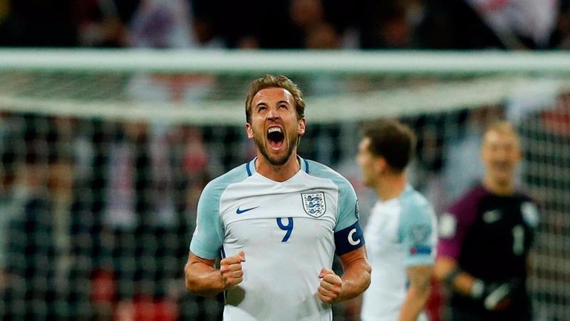 Late Kane goal seals England's World Cup spot