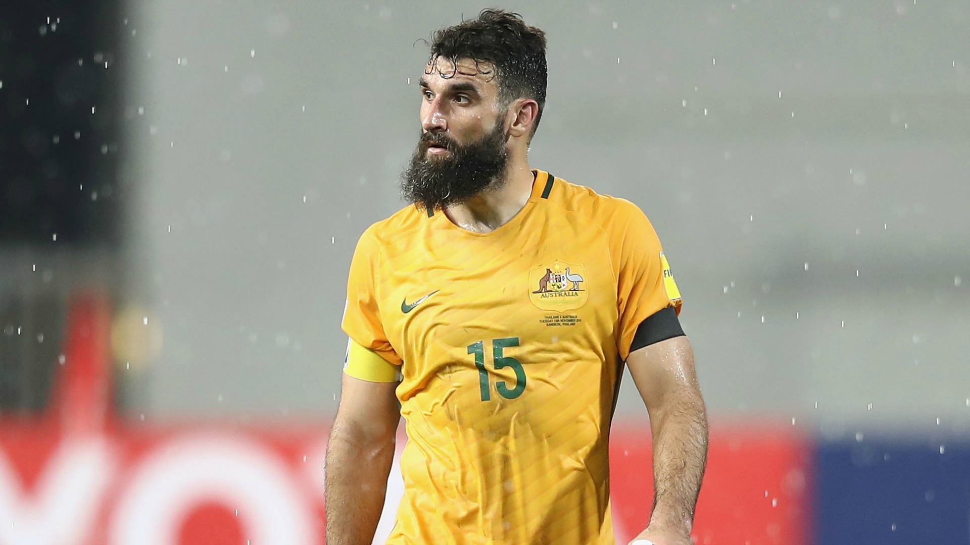 Jedinak included in Socceroos play-off squad despite fitness concerns