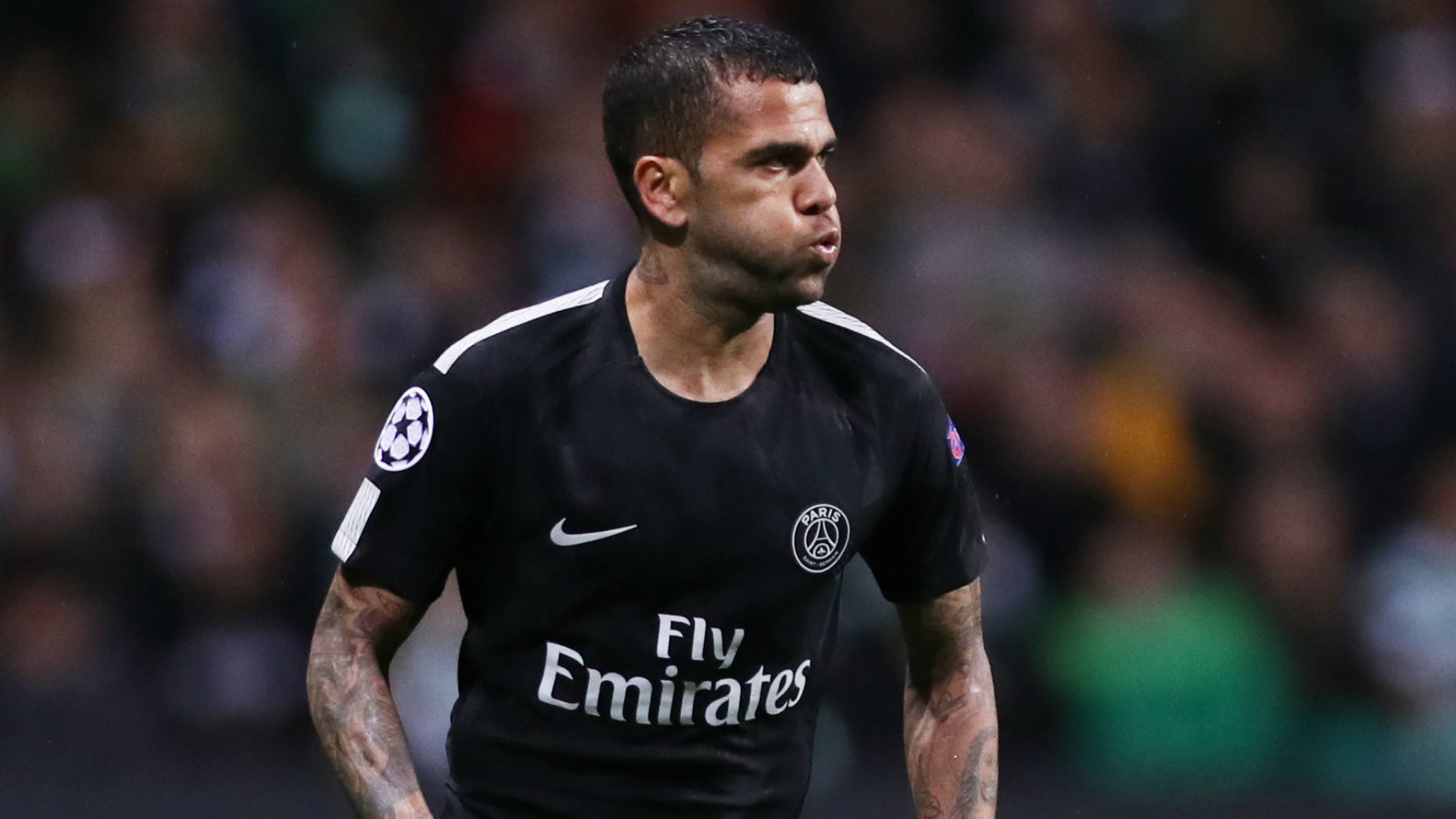 Dani Alves claims moves to Liverpool, Chelsea and Real Madrid were close