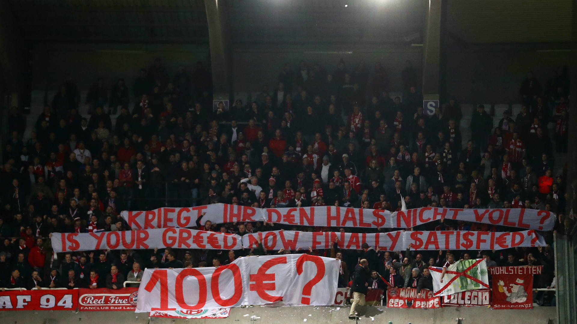 Bayern fined €20,000 for fake notes thrown by fans