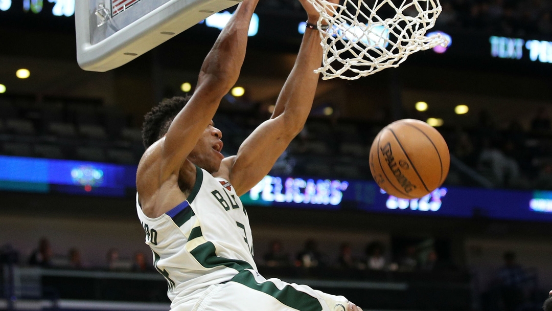 Antetokounmpo Double-double Helps Bucks Surviv | BeIN SPORTS