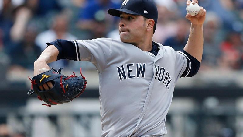 Yankees sign Garcia to one-year deal