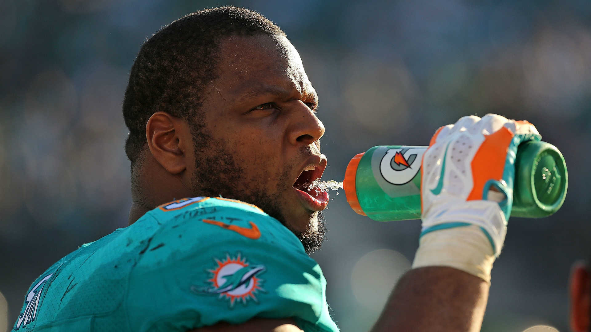 Rams Sign Ndamukong Suh