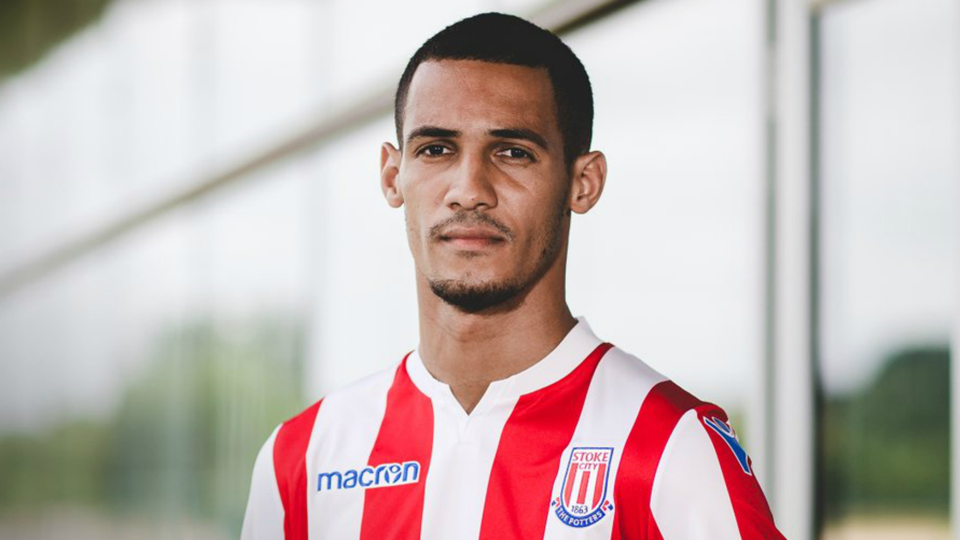 Stoke sign Ince from Huddersfield in £12m deal