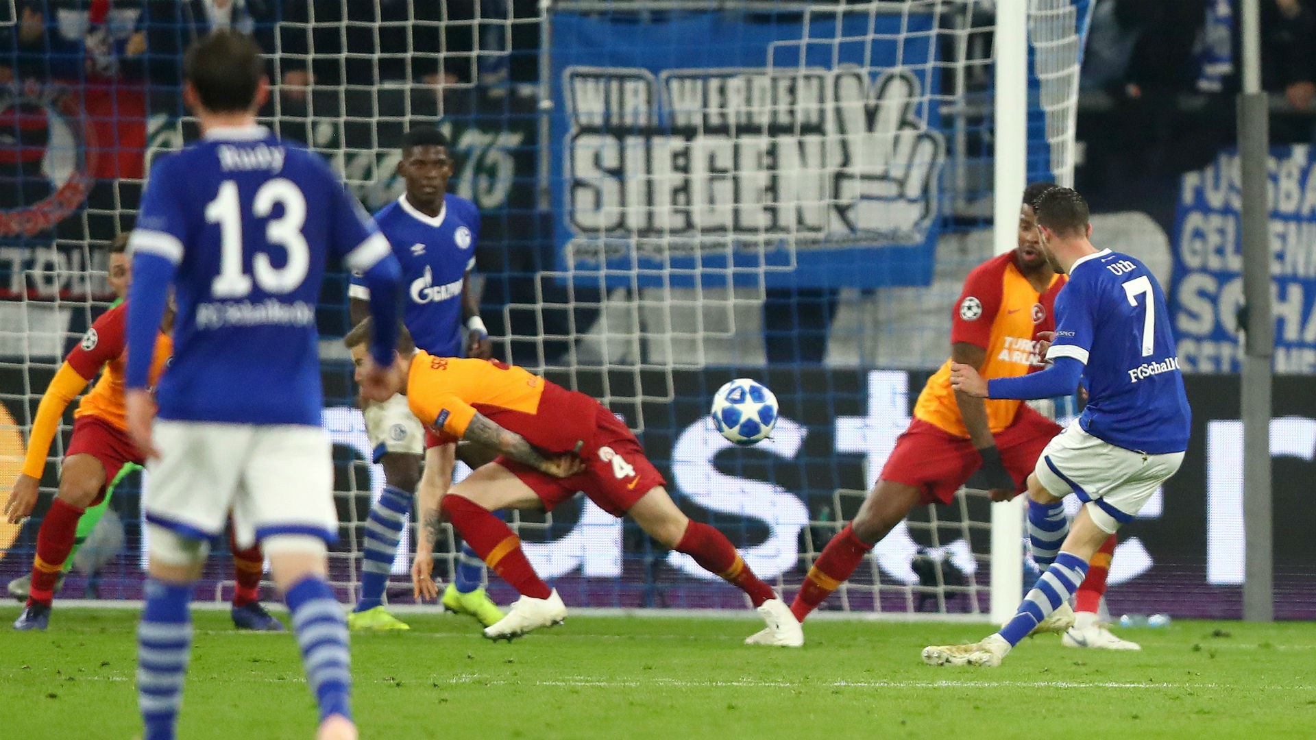Schalke 2 Galatasaray 0: Germans tighten grip on second place