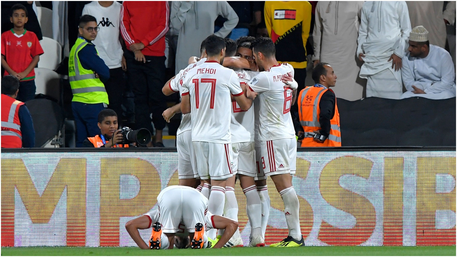 Iran 2 Oman 0: Jahanbakhsh and Dejagah secure last-eight spot