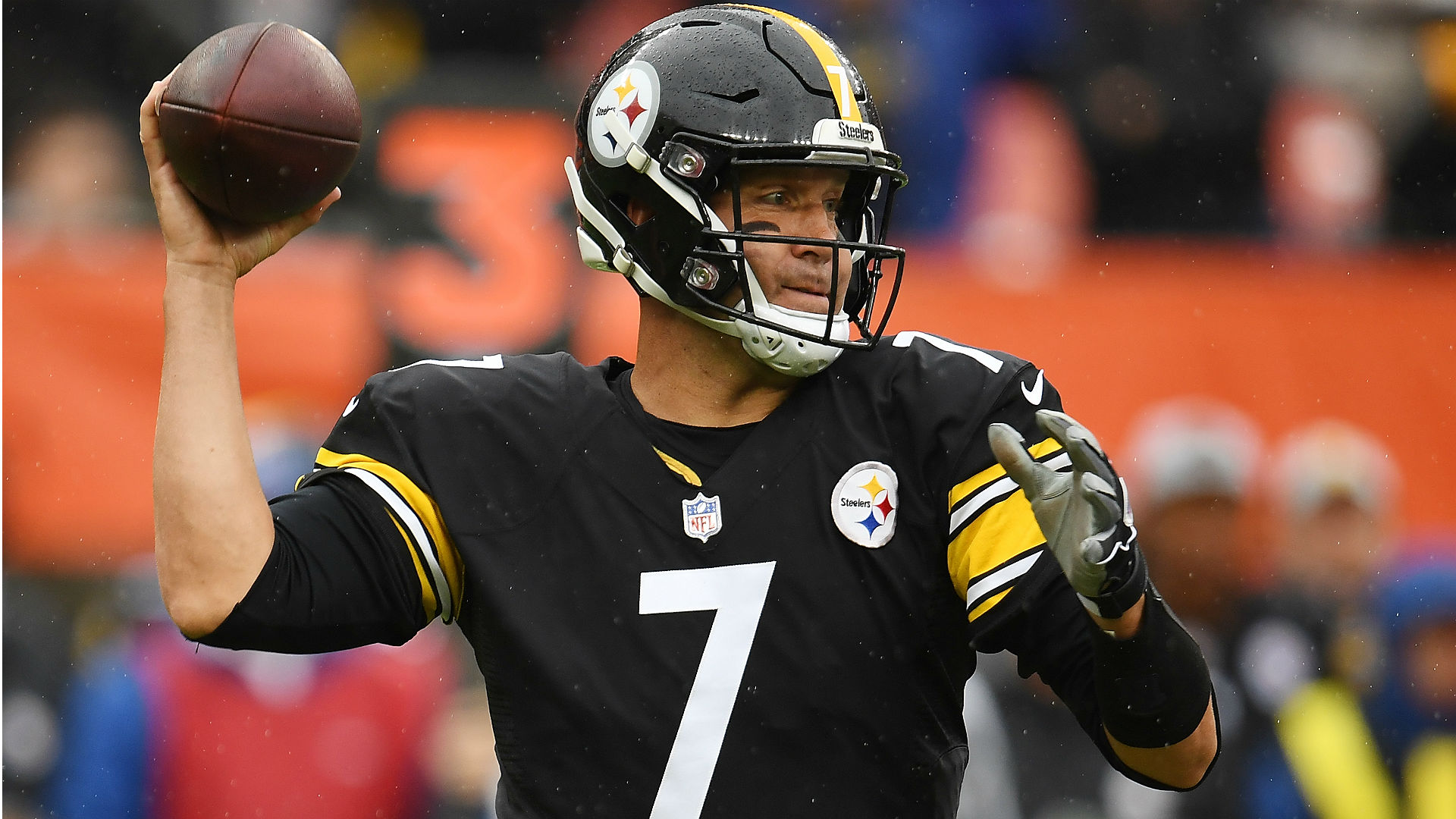 Steelers sign new contract with Roethlisberger for 2021 season