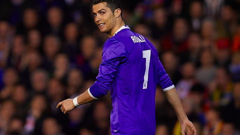 Cristiano Ronaldo Wearing the new Real Madrid jersey