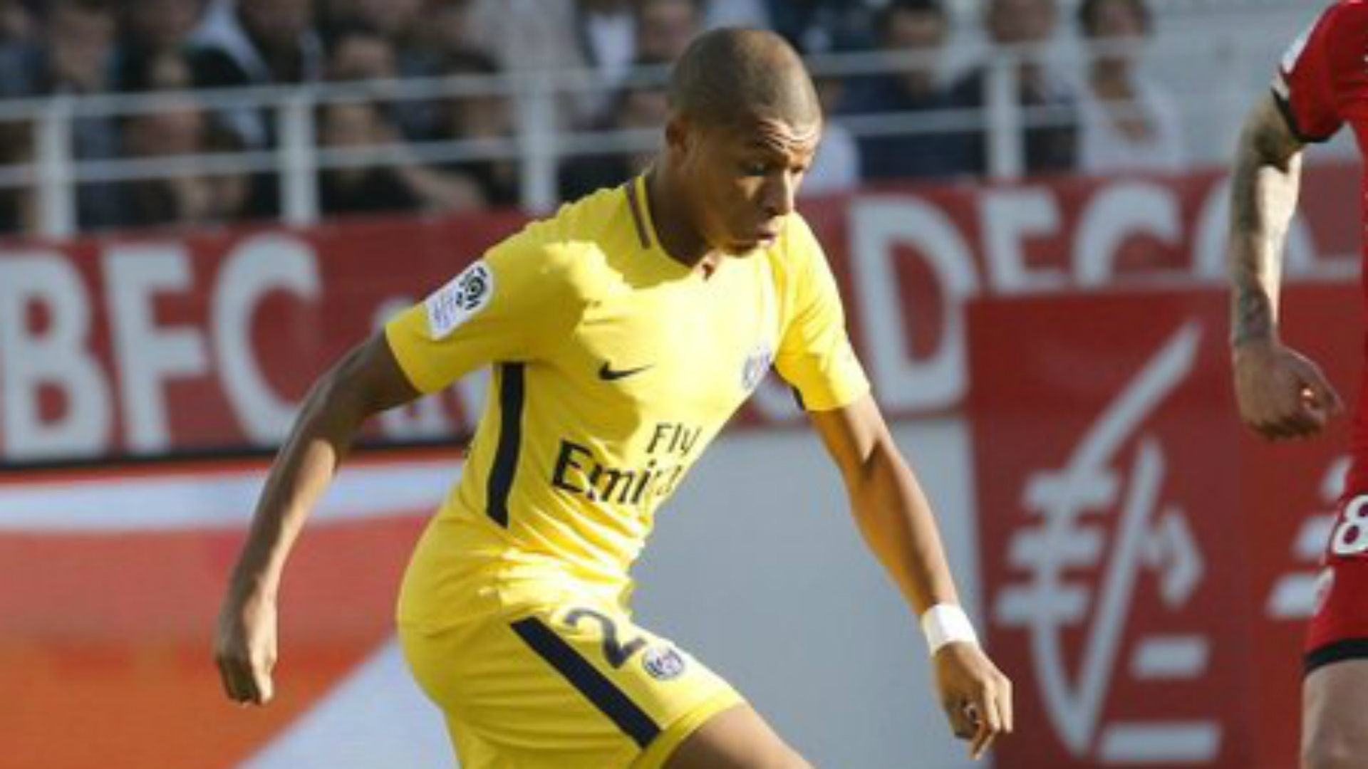 PSG's Mbappe unfazed by transfer speculation