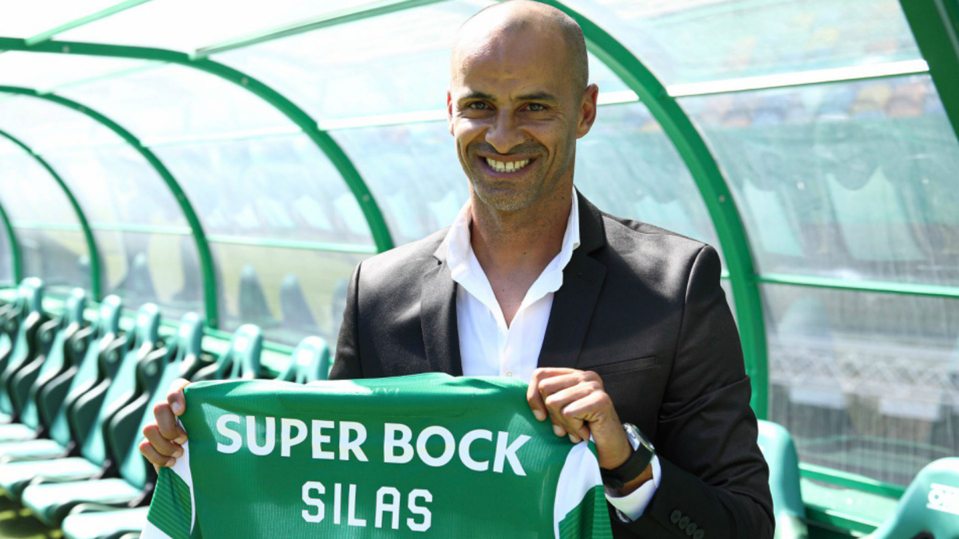 Sporting CP appoint Silas as new head coach