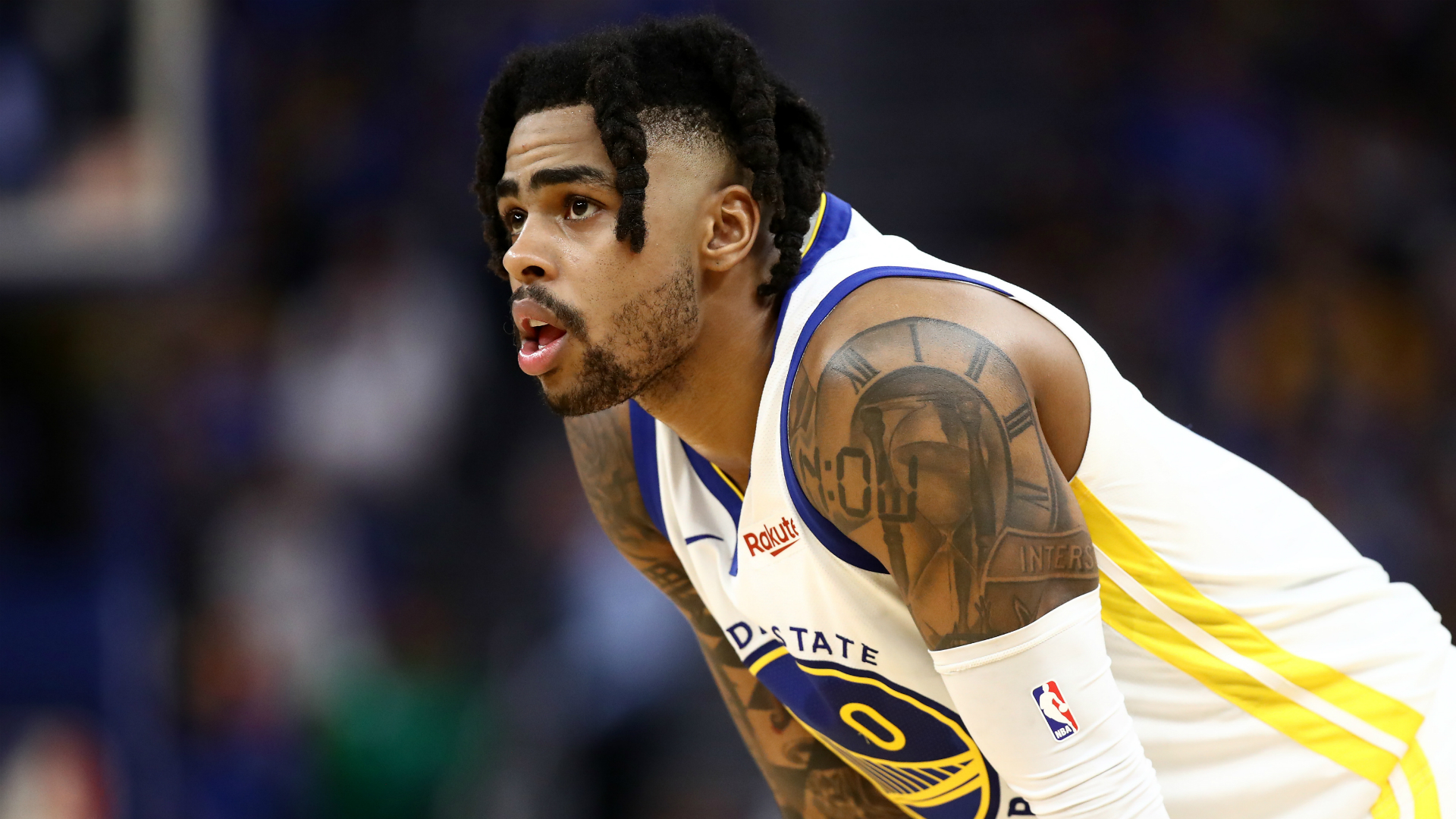 Warriors' D'Angelo Russell set for MRI after spraining thumb - ESPN