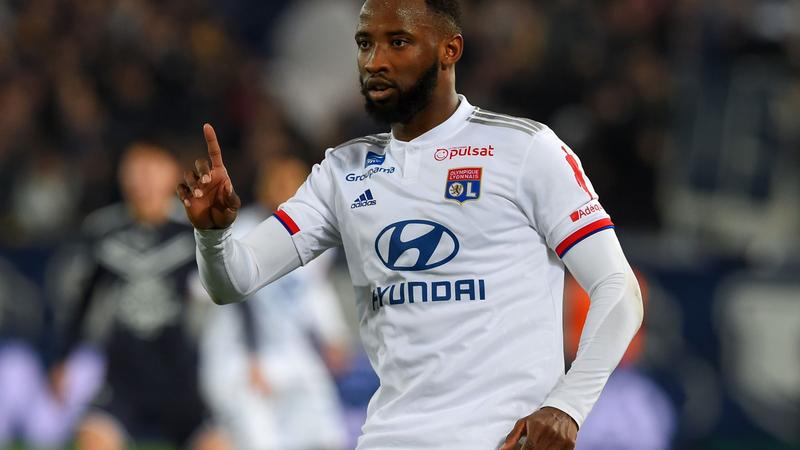 Dembele fires Lyon to victory at Bordeaux