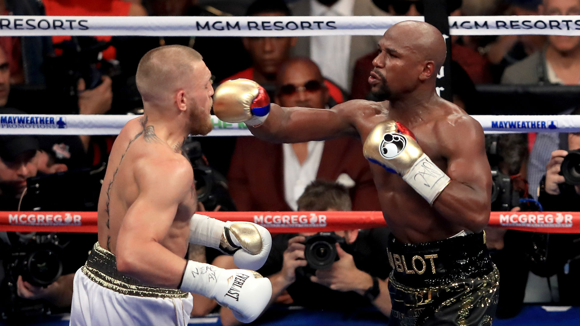 Floyd Mayweather Jr. Says Conor McGregor Boxing Rematch in the