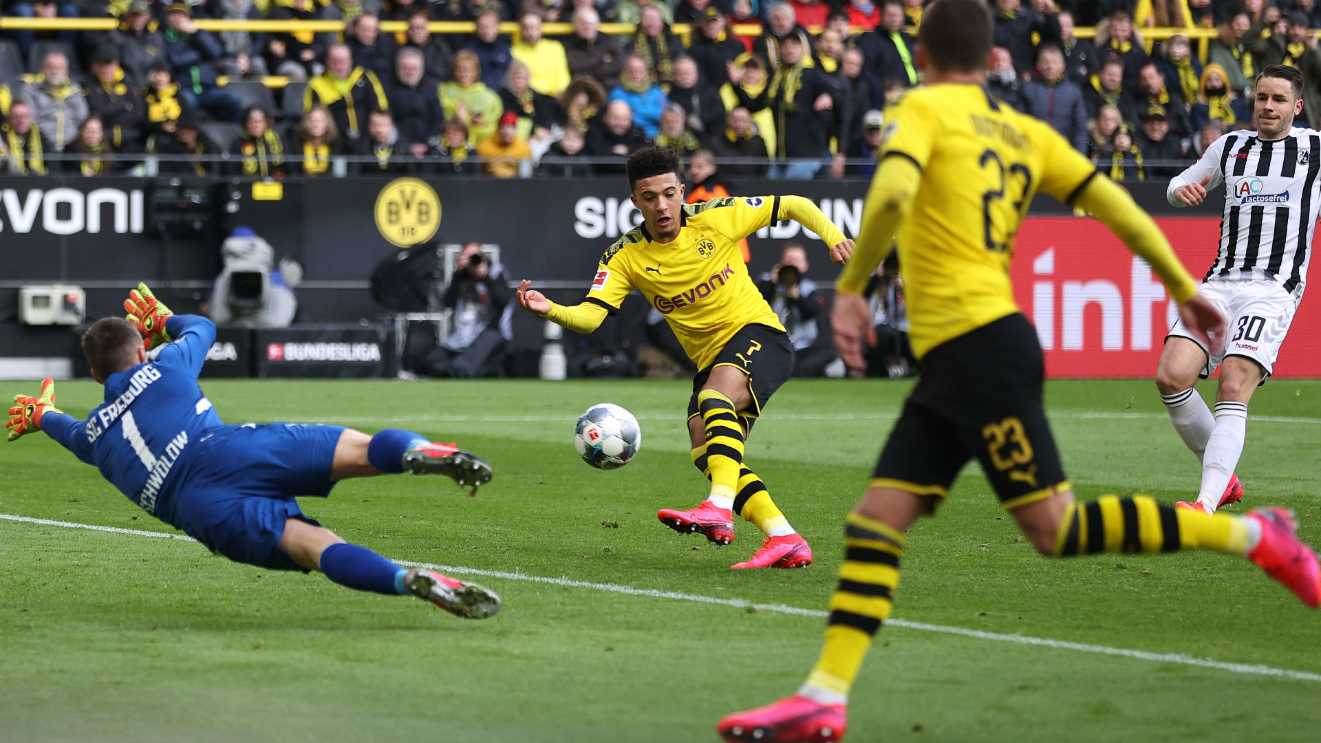 Jadon Sancho Decisive Again For Bourssia Dortmund In 1-0 Win Over Freiburg