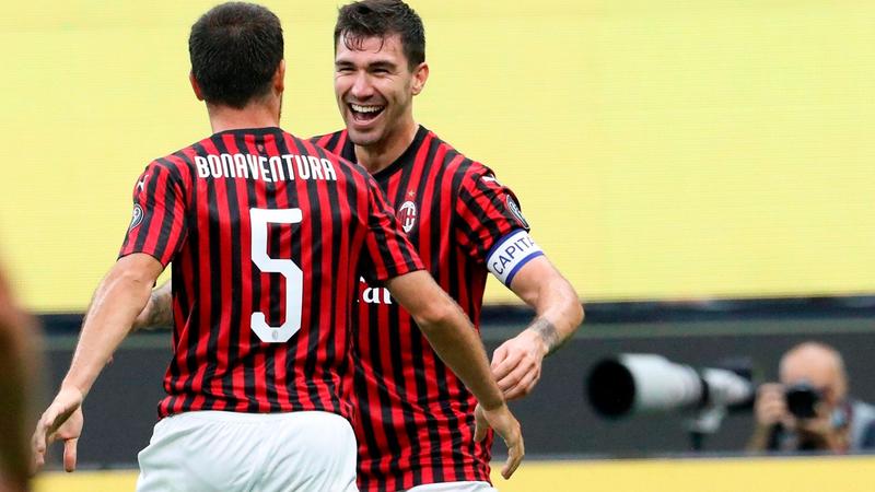 El AC Milan vence 3-1 en casa al Parma