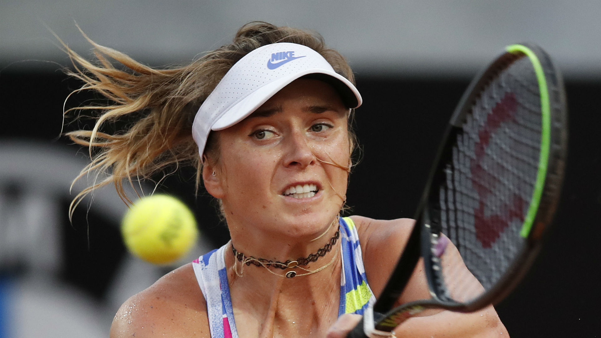 Svitolina battles past Linette into Strasbourg quarter-finals