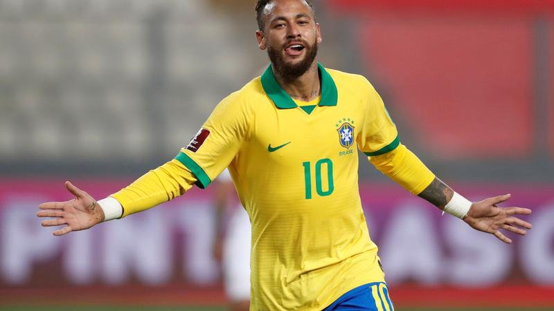 Neymar ya es el segundo máximo goleador de Brasil