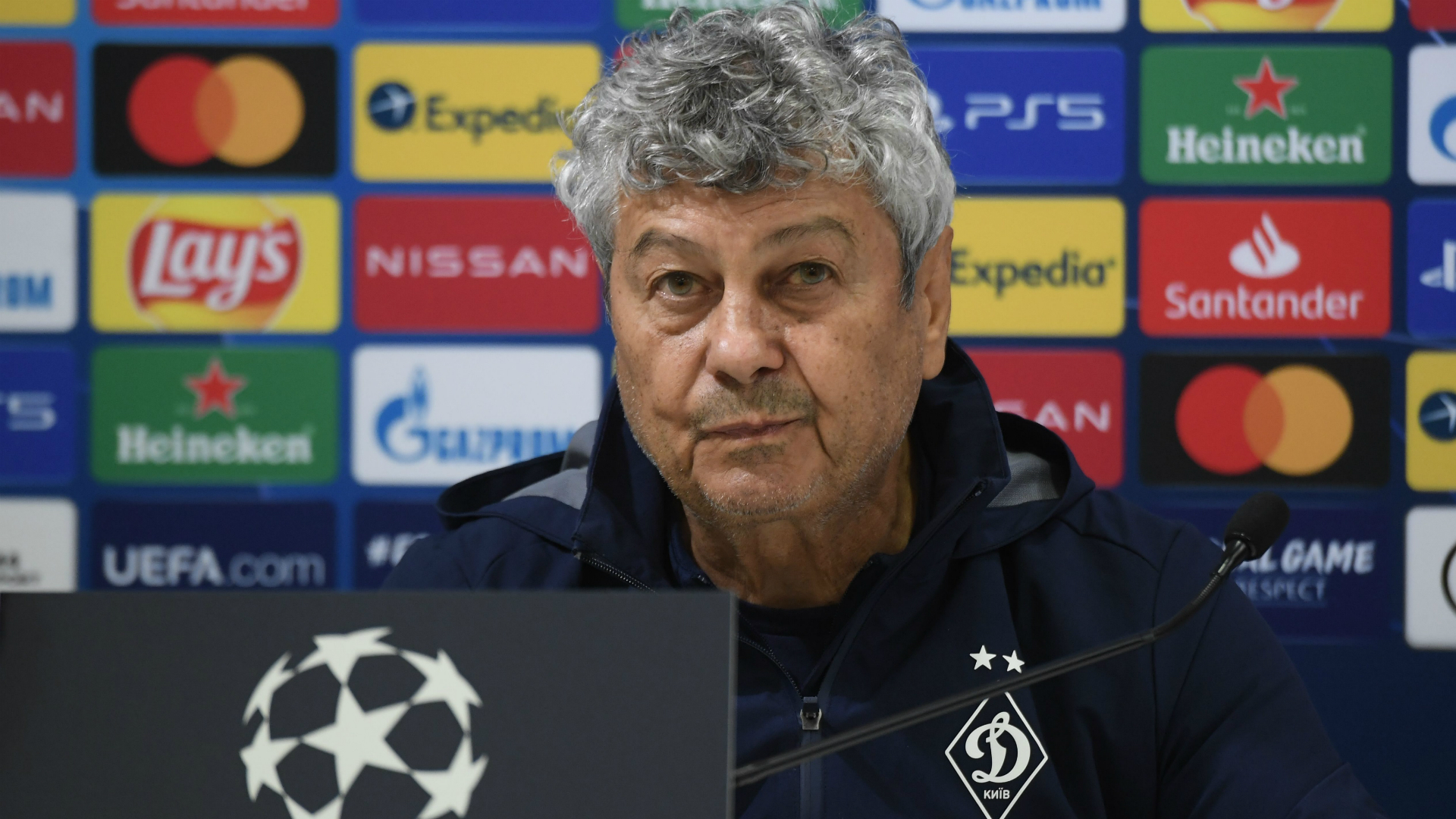 Dynamo Coach Downplays Barcelona's UCL Chances
