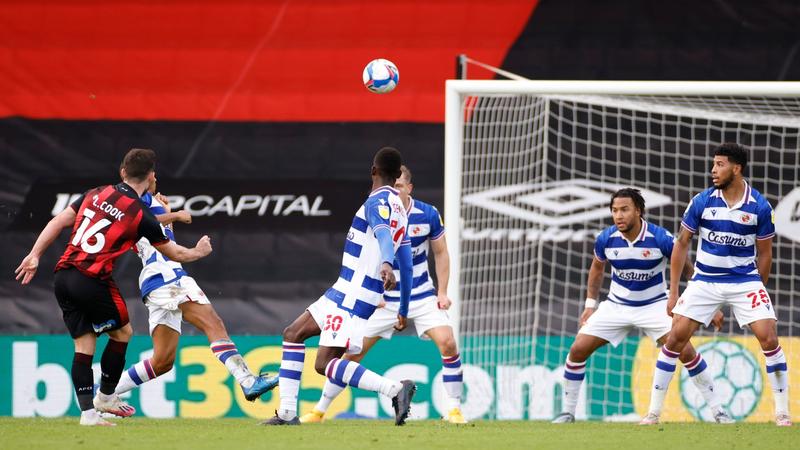 Championship - Bournemouth : La frappe pure et splendide de Lewis Cook !