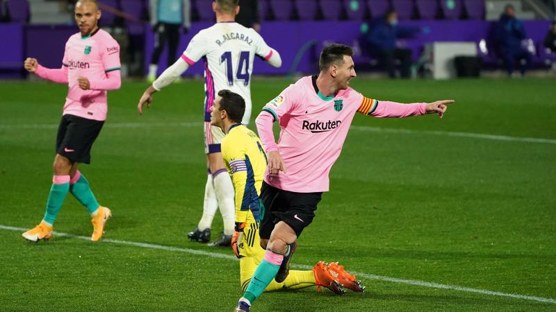 Real Valladolid 0-3 Barcelona: Messi overtakes Pele as Koeman's side end winless away run