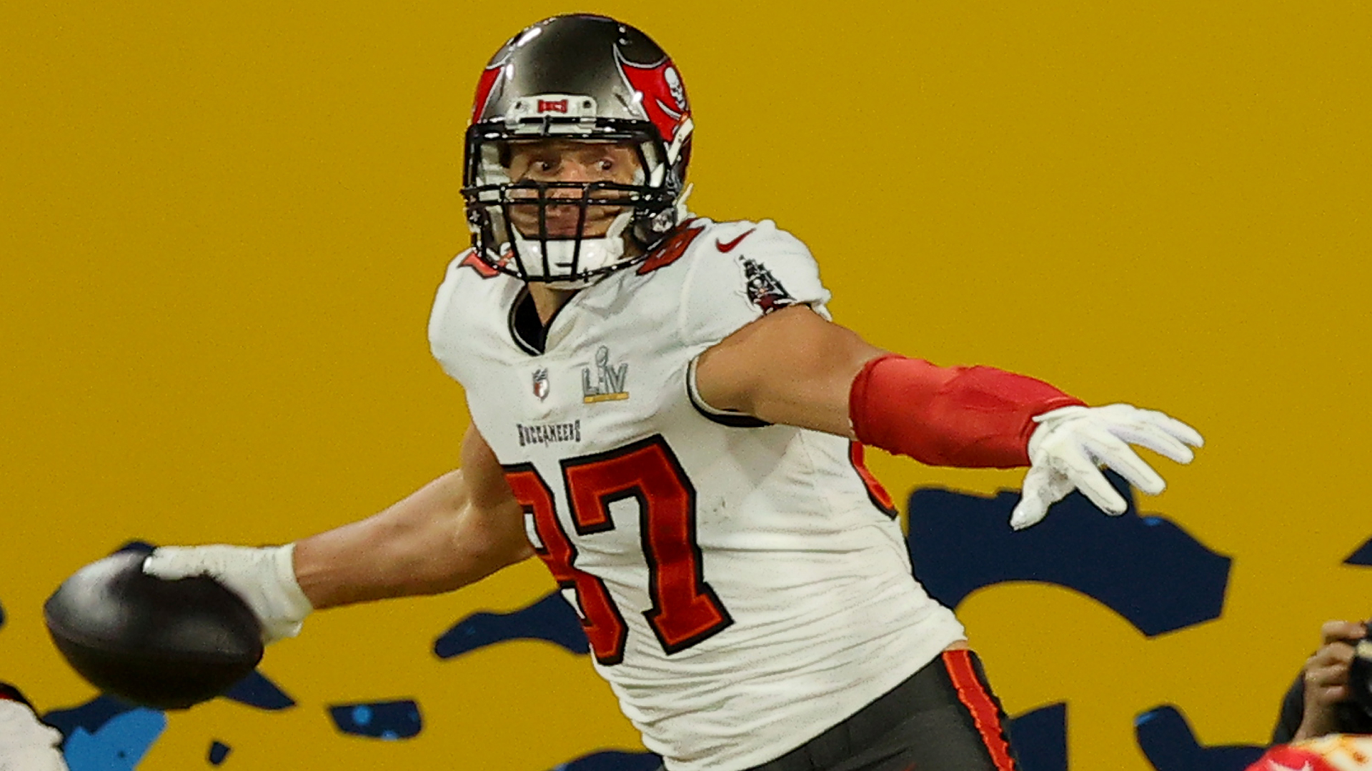 Super Bowl LV: Brady, Gronkowski break record with 13th postseason TD