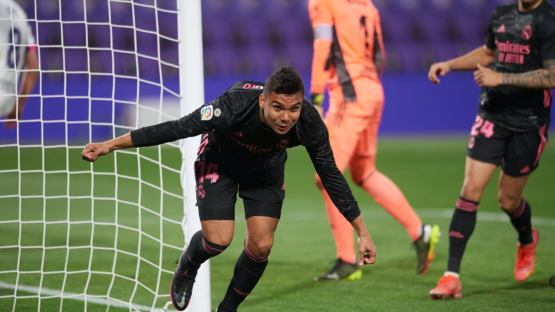 Real Valladolid 0-1 Real Madrid: Casemiro heads Zidane's men within three points of Atletico Madrid