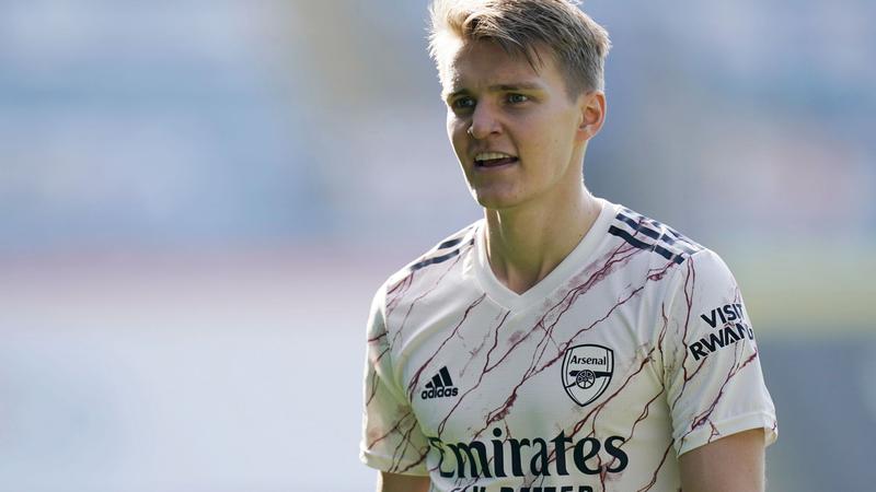 Odegaard, activo en la victoria del Arsenal 1-3 al Leicester