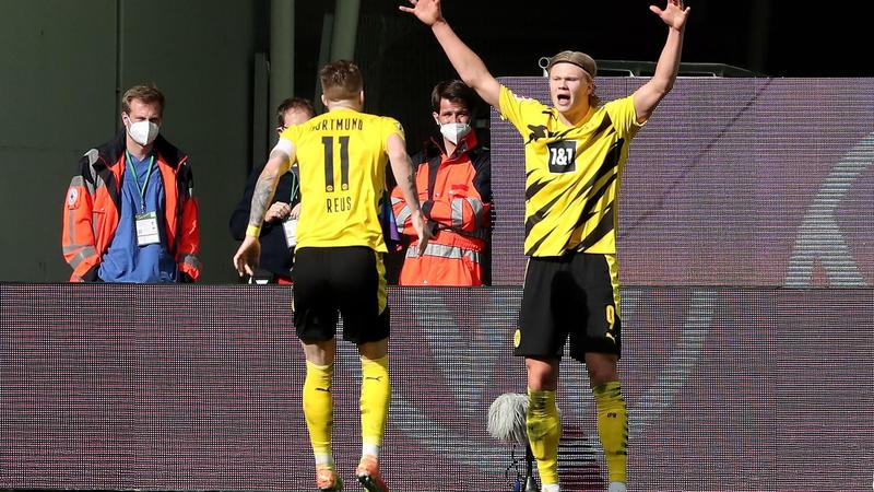 Borussia Dortmund se impuso por 0-2 al Wolfsburgo