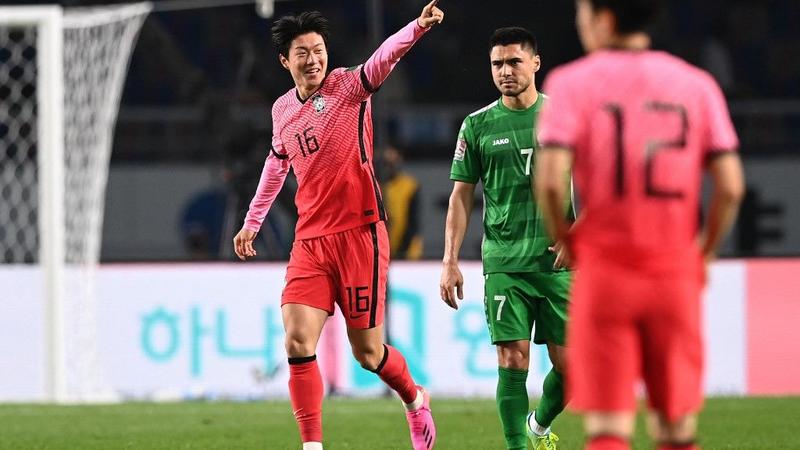 South Korea trounce Turkmenistan but Lebanon keep pace