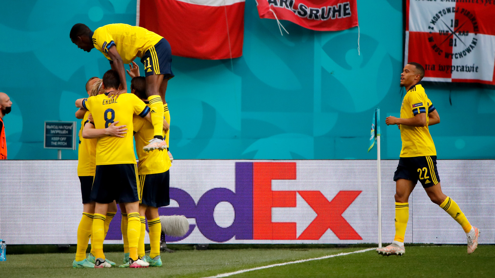 Sweden Last Minute Win Over Poland To Secure Top Spot