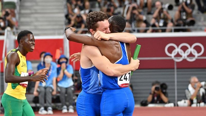 Italy win first ever Olympic men's 4x100 metres relay title