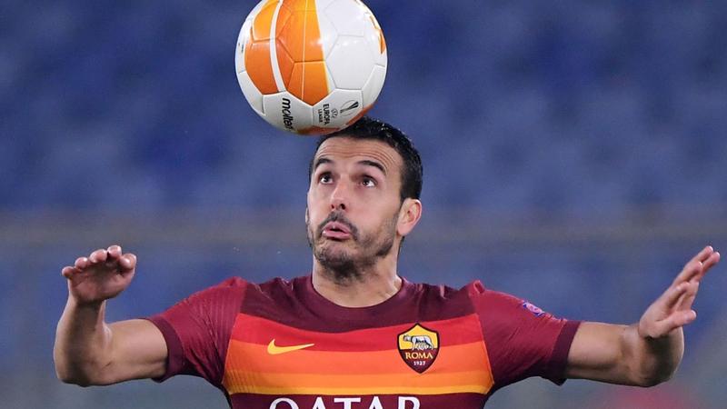 Pedro swaps Roma for city rivals Lazio