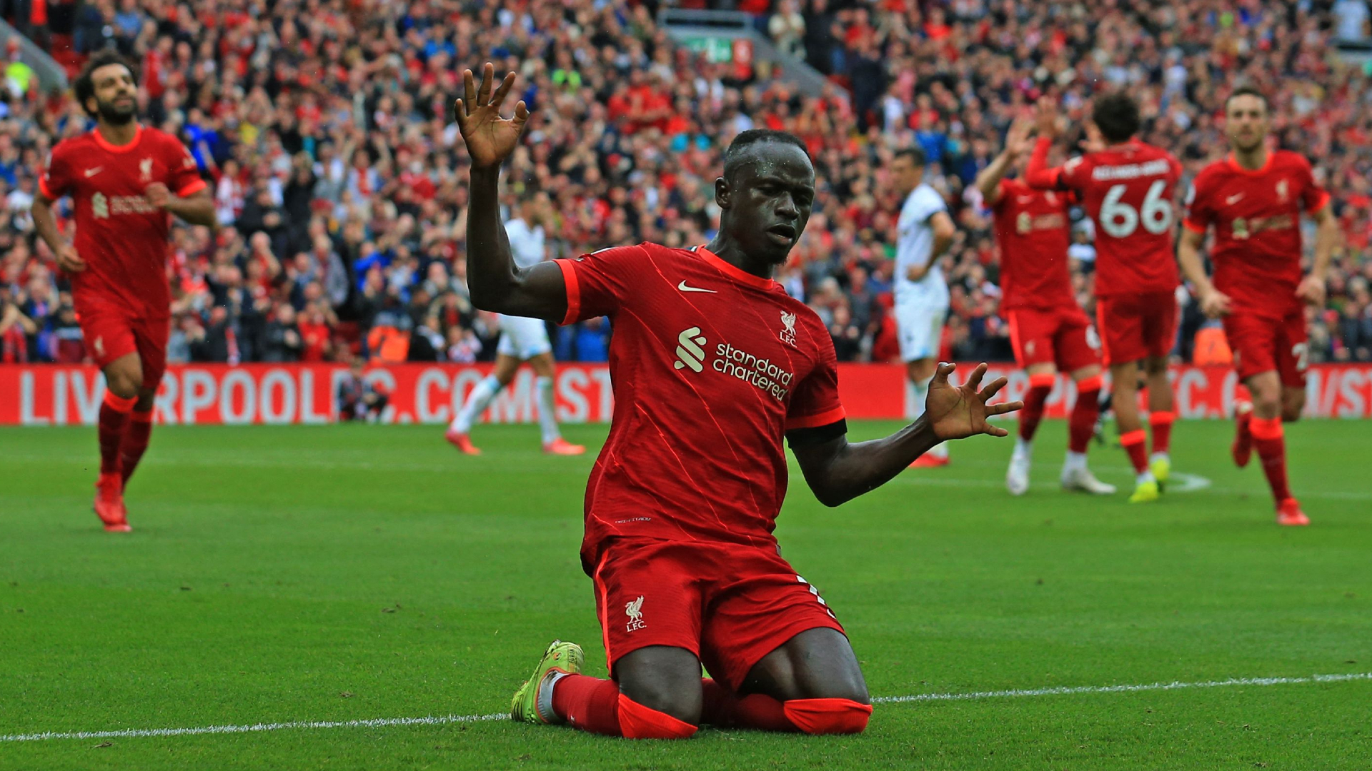 Liverpool FC white away kit 2019-20: Sadio Mane and stars model