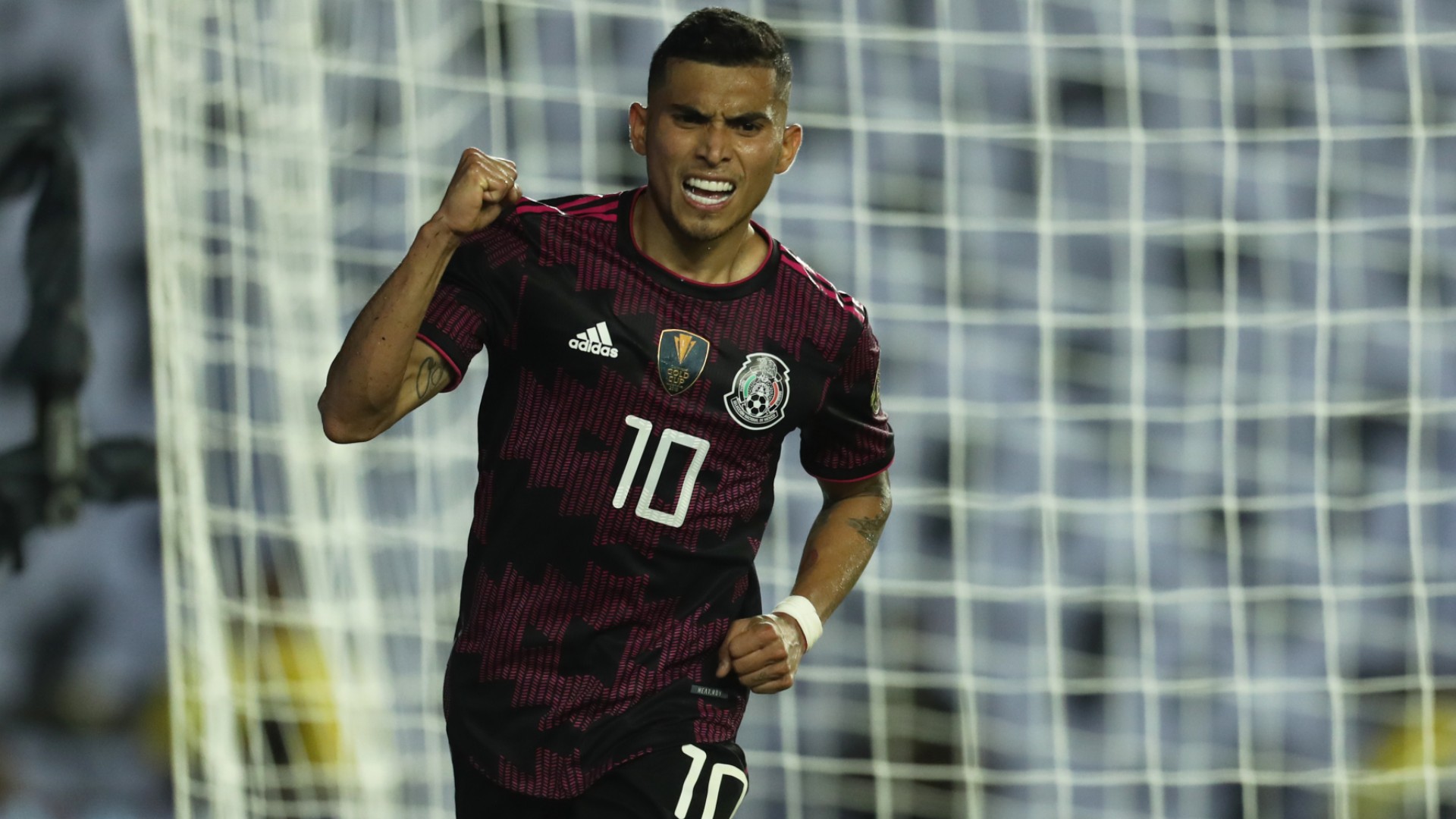 Pineda penalty fires Mexico past Costa Rica