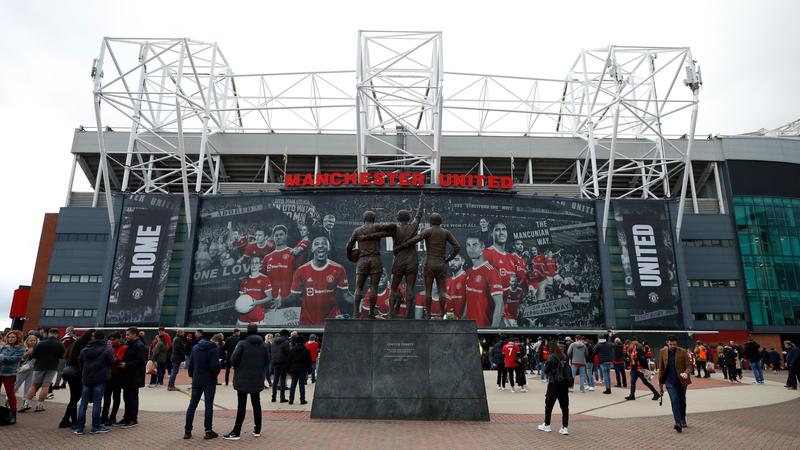 Manchester United planea remodelar Old Trafford