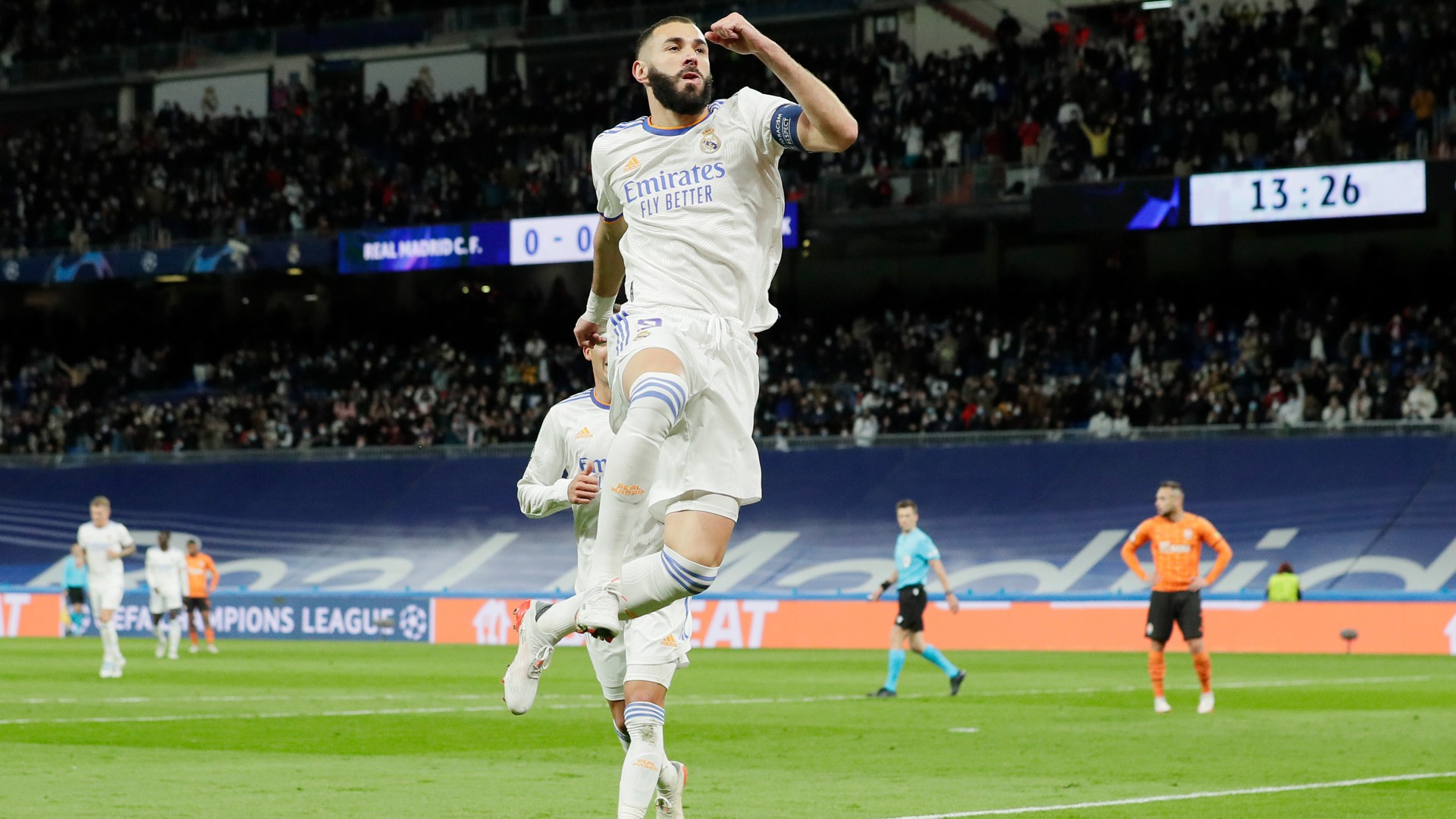 Benzema scores Madrid's 1,000th goal in Champions League