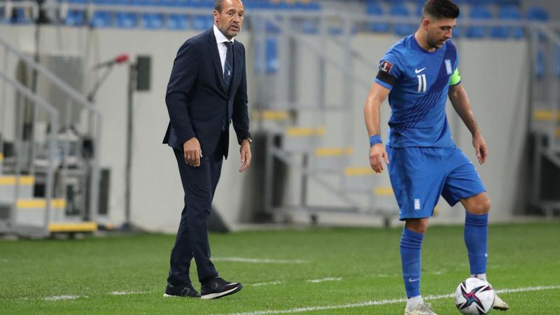Van't Schip steps down as Greece coach