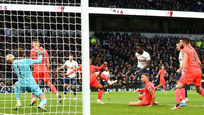 Tottenham vence 0-3 en visita al Norwich City