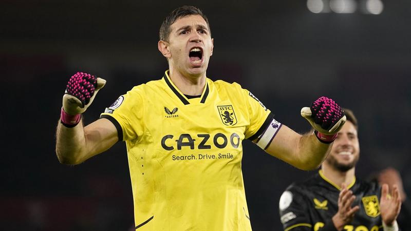 Aston Villa : Dibu Martinez en dit plus sur son avenir