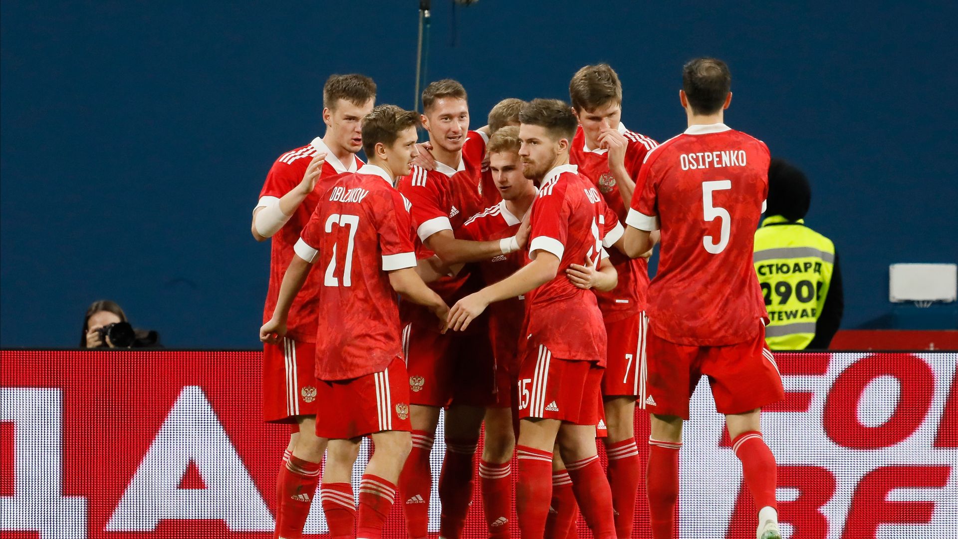Russia beat Iraq in first home match since war