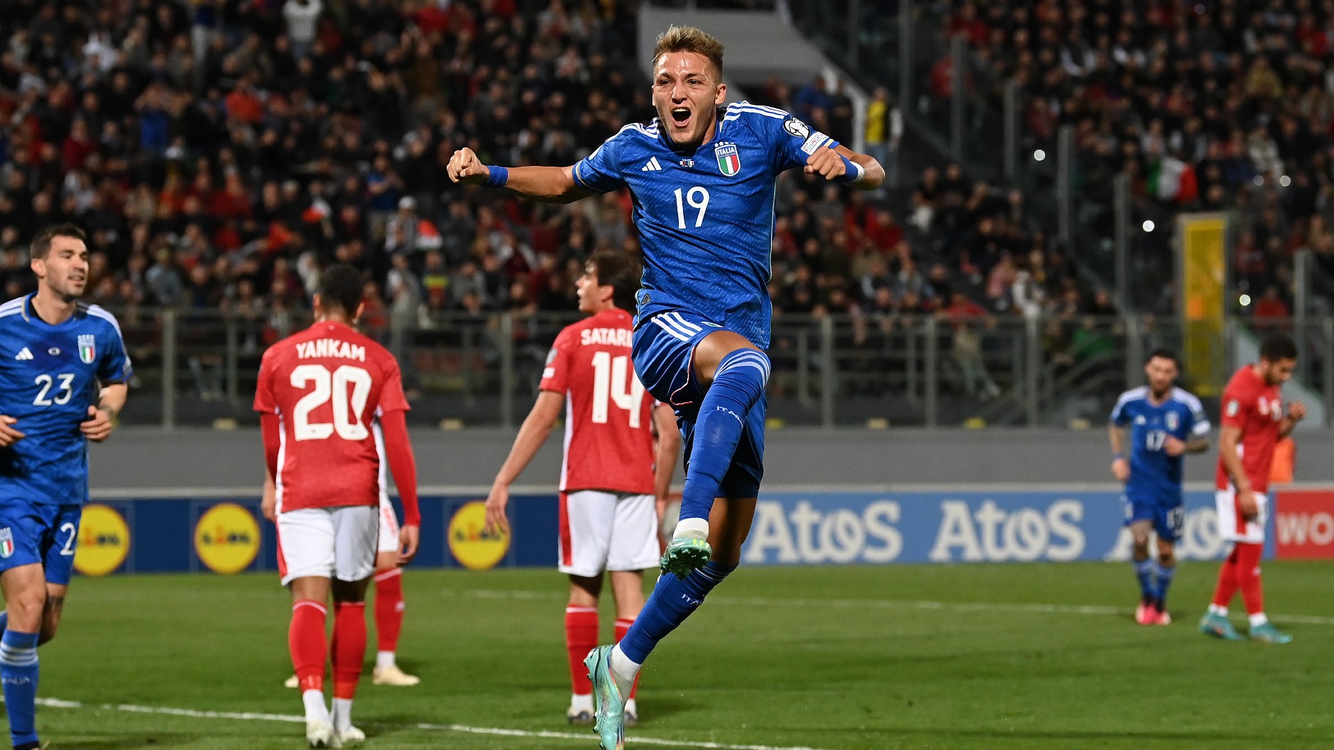 Retegui delivers again as Azzurri dominate