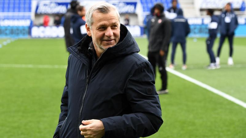 Rennes : Bruno Genesio valide l’autorisation des fumigènes !