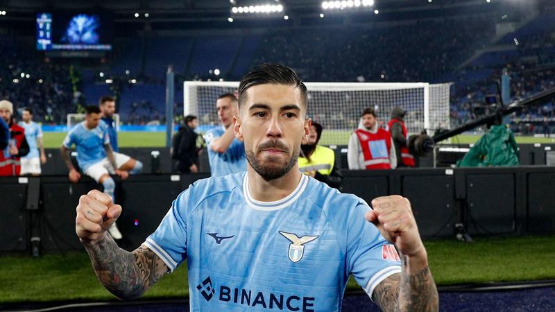 Serie A : La Lazio Mate La Juve Et Reste Dauph 